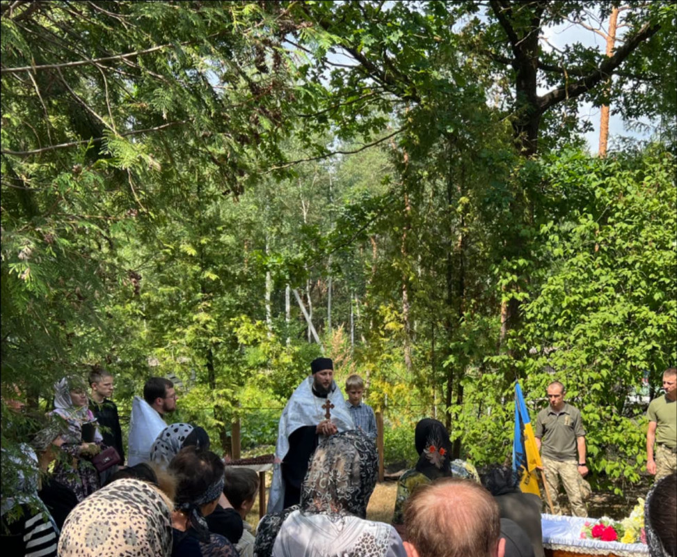 Мобілізували місяць тому: на Волині попрощалися із 40-річним захисником Дмитром Стасюком
