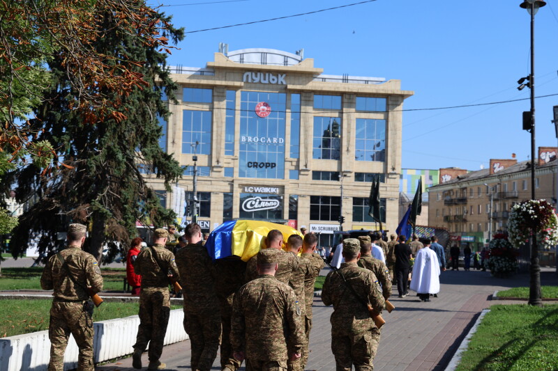 Навіки 34: у Луцьку провели в останню путь Героя Станіслава Ходаковського