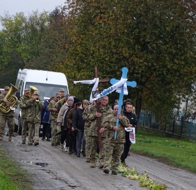 Серце раптово зупинилося у 29 років: на Волині провели в останню путь молодого захисника Владислава Косюка