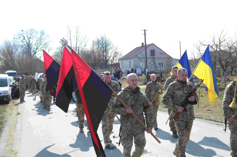 Громада на Волині провела в останню земну дорогу свого захисника Івана Шваївського