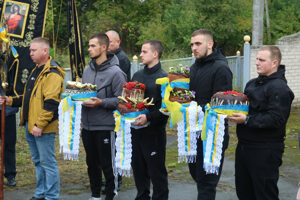 Йому було лише 19: на Волині попрощалися з юним Захисником Арсеном Хачатряном