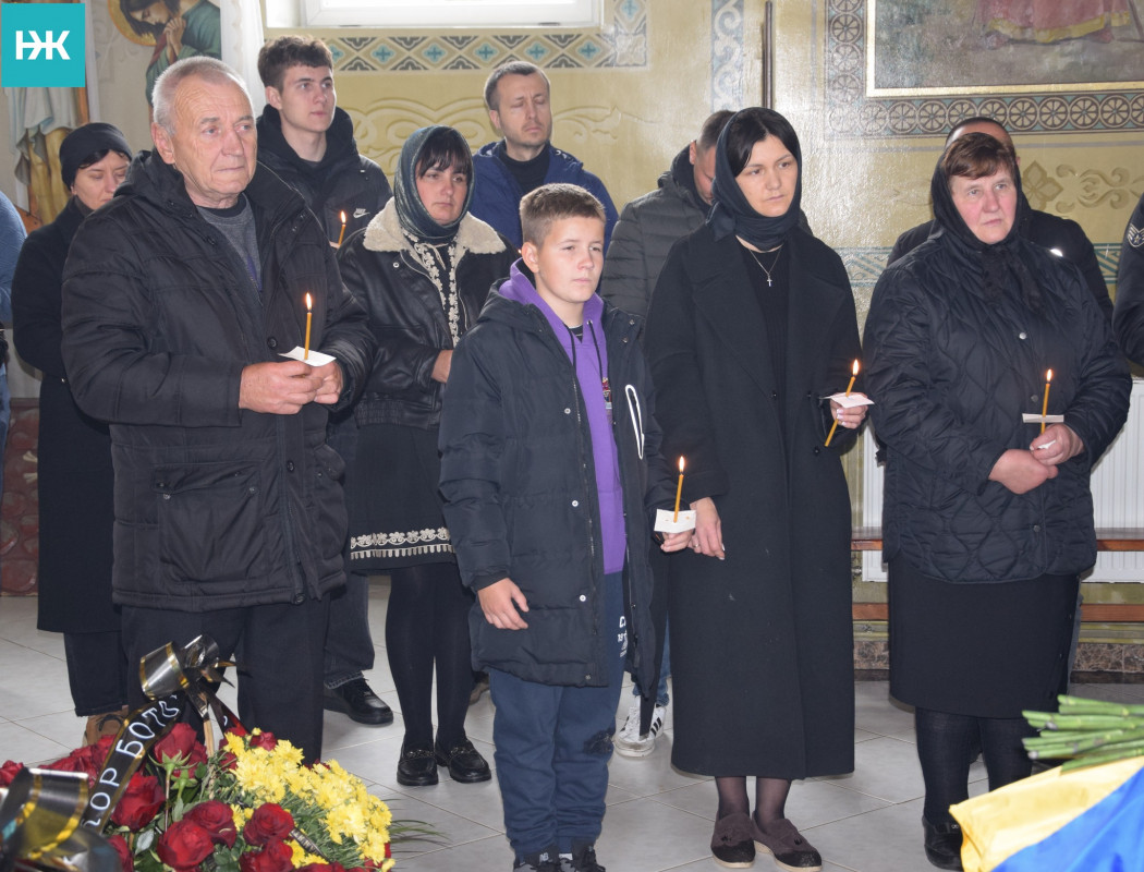 Повернувся «на щиті» після довгих місяців очікування: на Волині в останню дорогу провели Героя Володимира Губарика