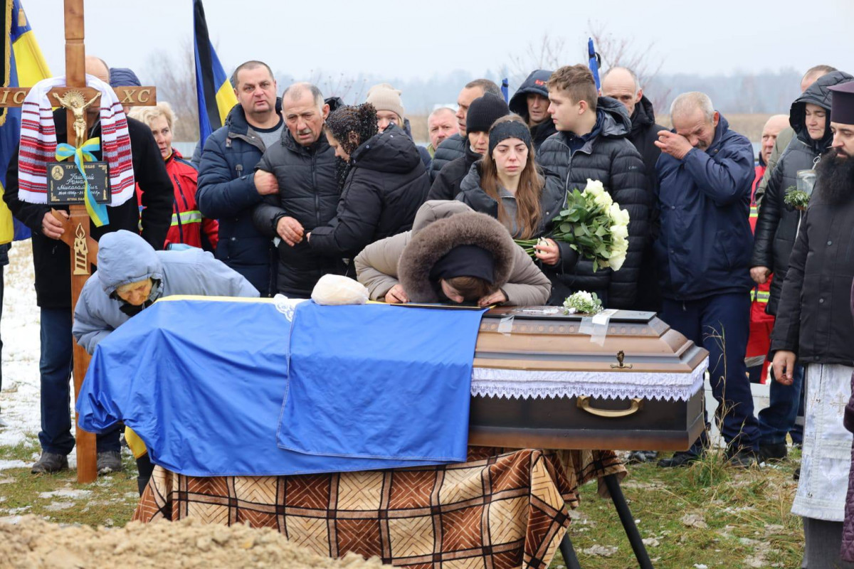 Навіки 29: на Волині попрощалися з молодим Героєм Романом Гайовим