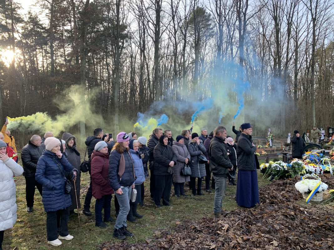 Майже через 7 місяців повернувся додому: на Волині попрощалися з 33-річним Героєм Дмитром Трофімюком