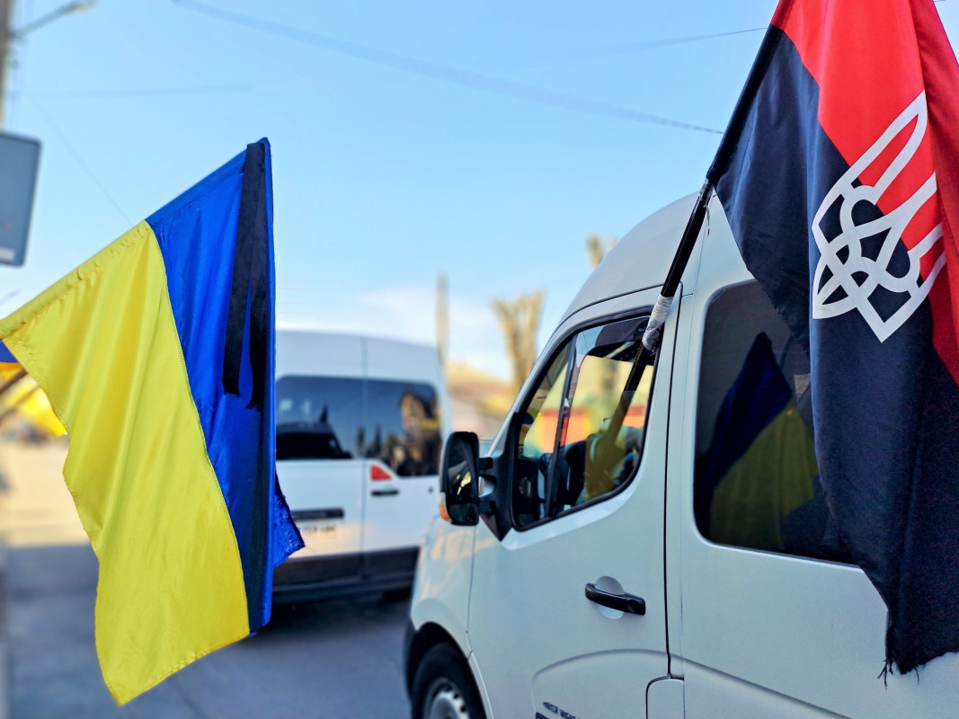 Слова «пізніше наберу» стали останніми: на Волині поховали Героя Віктора Лєньо