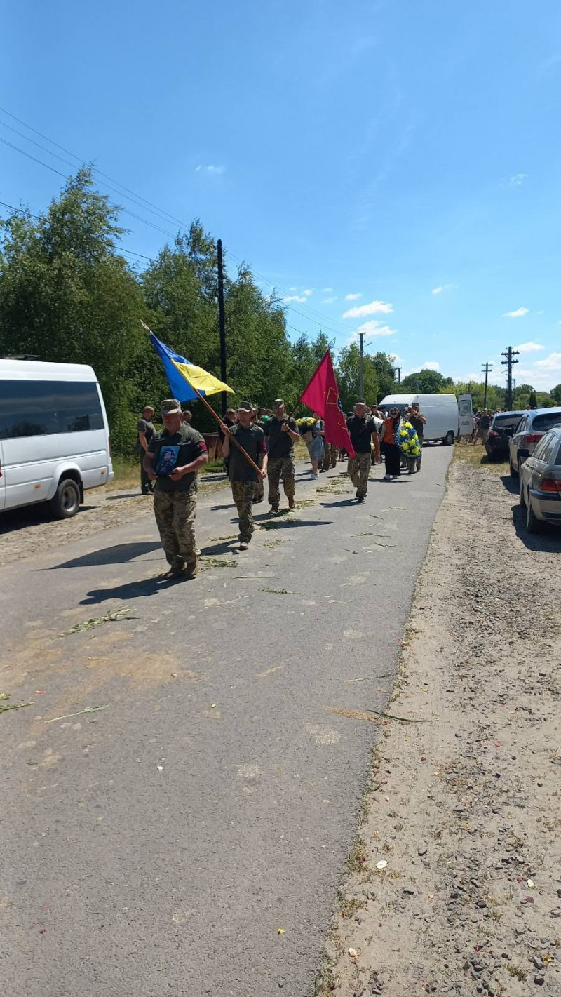 Назавжди 33 роки: на Волині поховали воїна Тараса Тимчишина