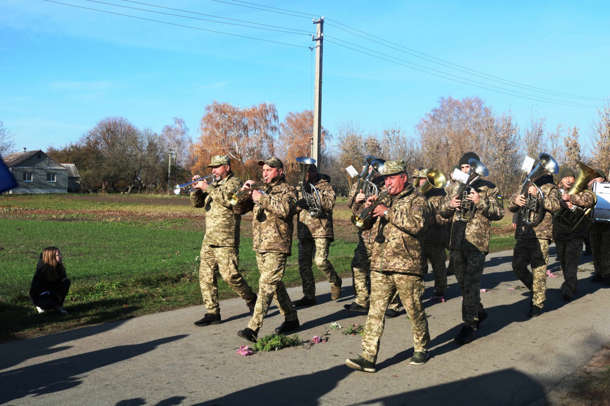 Війна забрала життя батька й сина: на Волині попрощалися з 22-річним спецпризначенцем Назаром Кравчуком