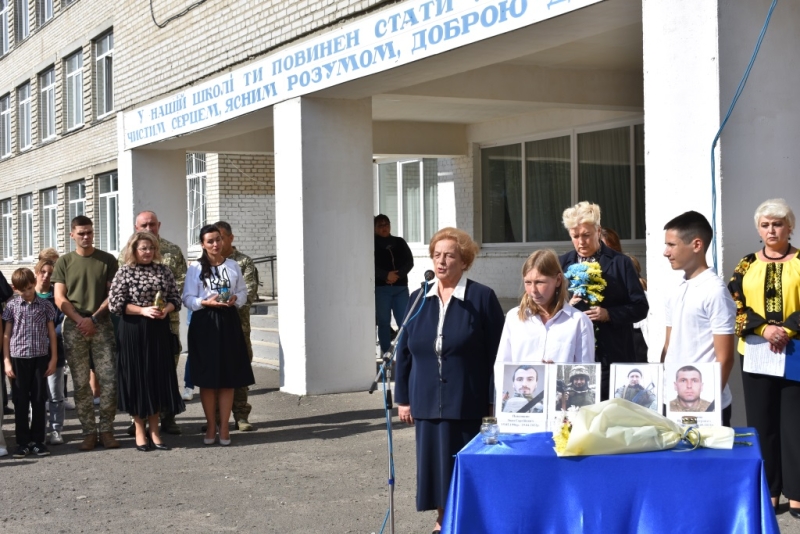 У селищі на Волині відкрили меморіальні дошки на честь загиблих воїнів ЗСУ