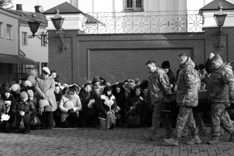 Чорний день: у Луцьку попрощалися одразу з трьома Героями