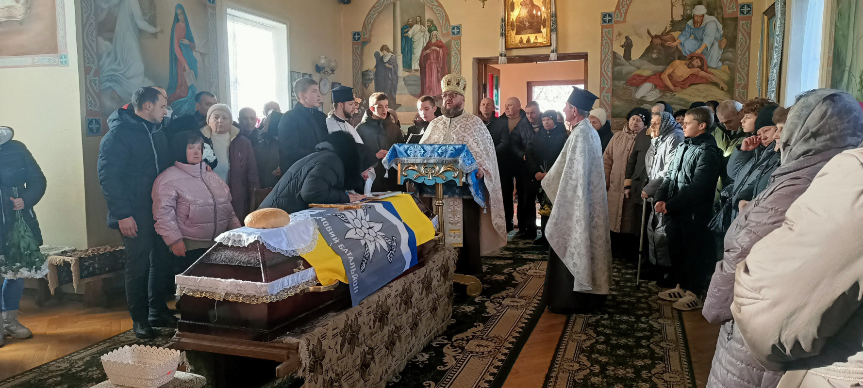 2 роки і 7 місяців родина чекала звістки про зниклого безвісти воїна: на Волині поховали Героя Миколу Абрамовича