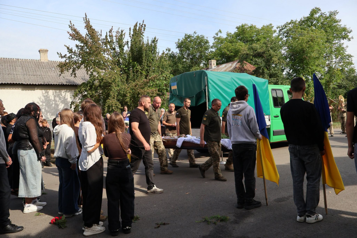 На Волині в останню путь провели військовослужбовця Леоніда Фищука