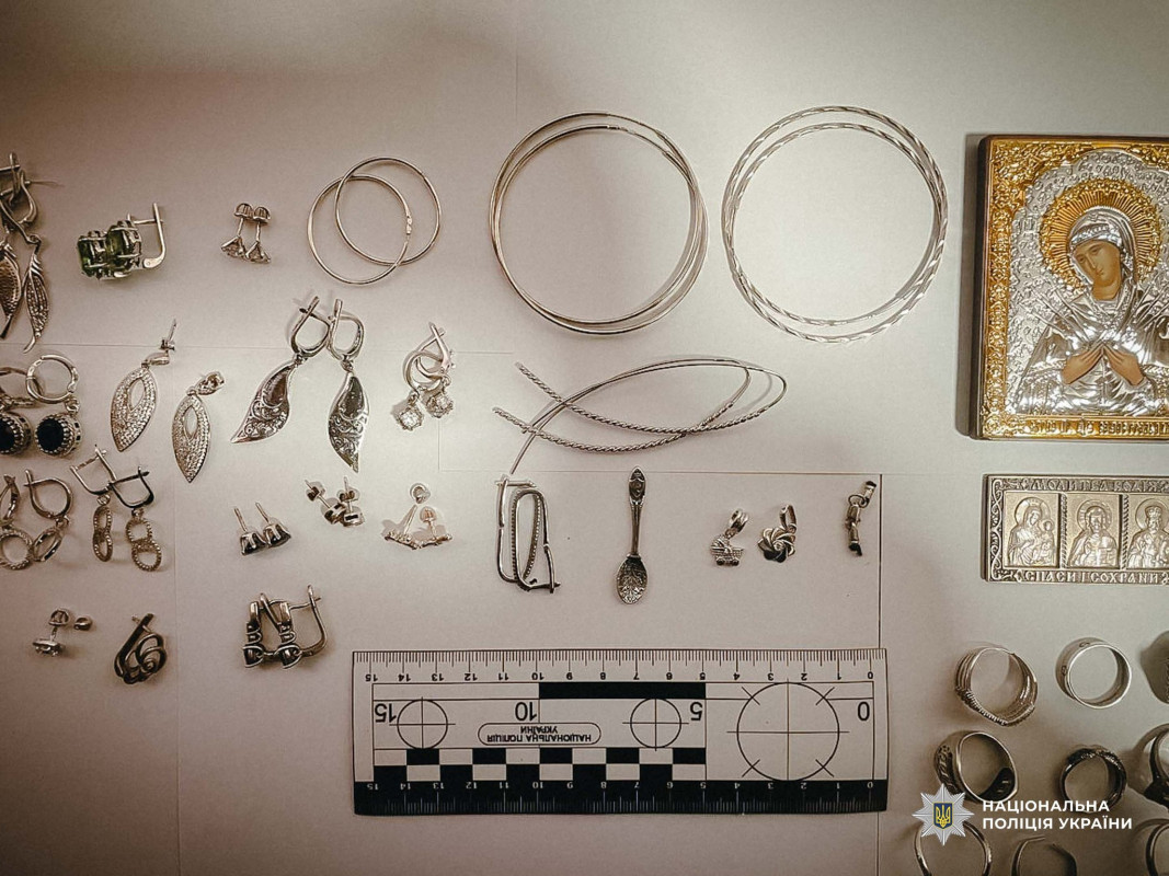 Мав проблеми із законом, пішов служити, а нині - у СЗЧ: на Волині чоловік обікрав ювелірний магазин