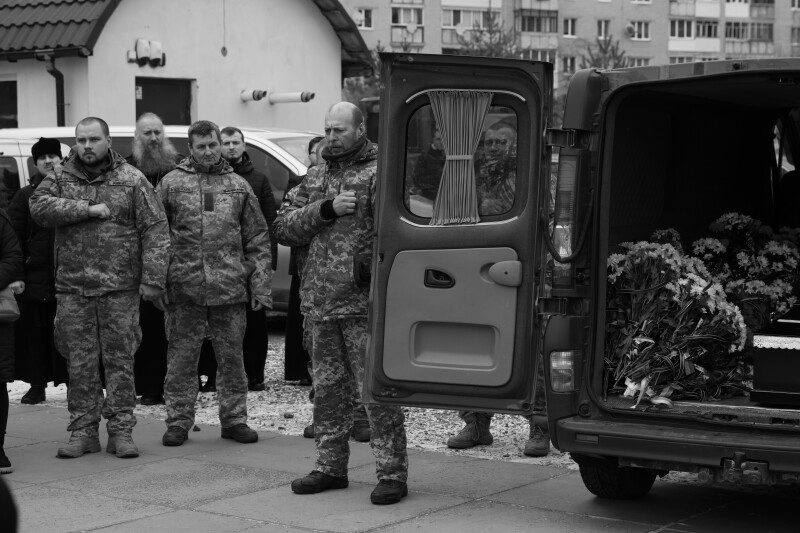 Волиняни попрощалися із загиблим військовим Миколою Гліною