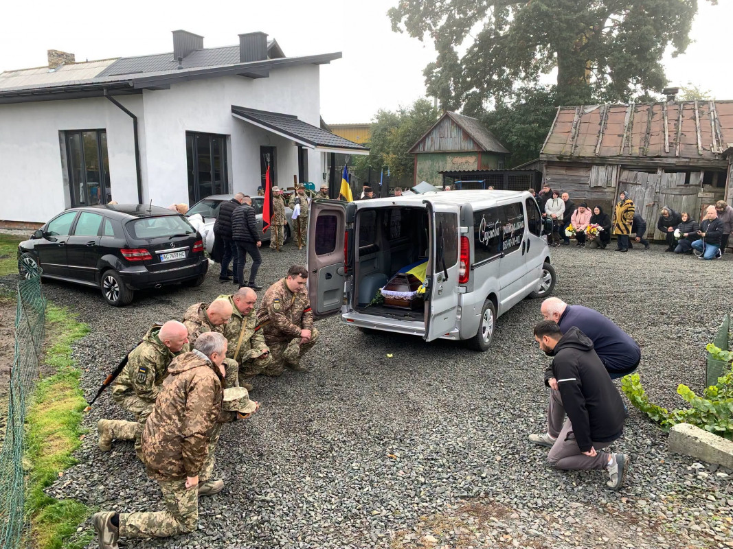 Вважався зниклим безвісти: на Волині попрощалися з Героєм Віталієм Бречком