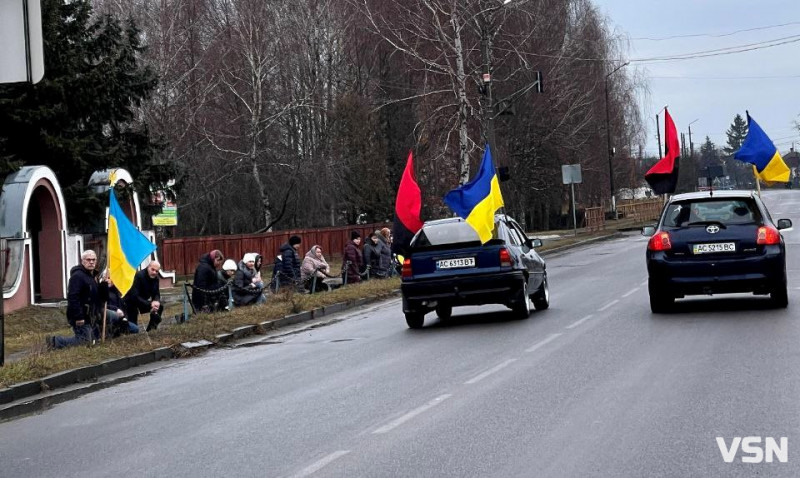 Захищав Україну з перших днів війни: «на щиті» додому повернувся Герой з Волині Петро Солодуха