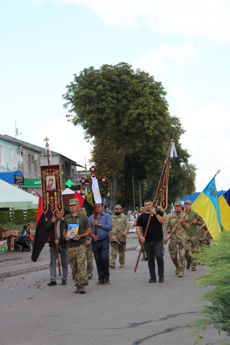 Загинув понад півтора року тому у Курській області: на Волині поховали захисника Миколу Собчука