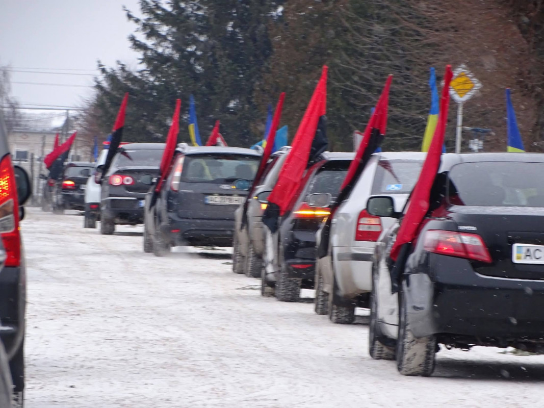 Повернувся додому «на щиті»: волиняни провели на вічний спочинок полеглого капітана Олександра Євтушка