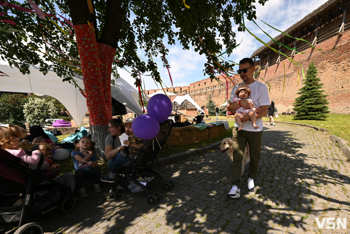 Вперше в Україні: у Луцьку проходить масштабний «ЛЮБАRТ FEST». ФОТОРЕПОРТАЖ