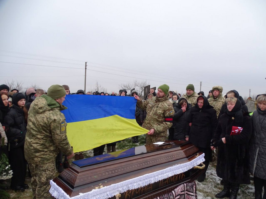 Йому назавжди 24: на Волині попрощалися з Героєм Богданом Ігнатюком