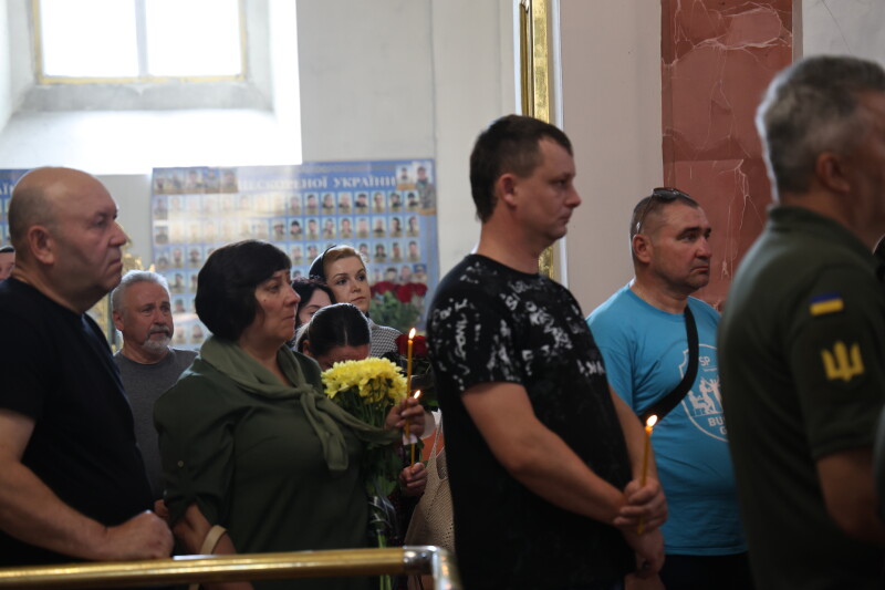 Загинули понад рік тому у Курській області: у Луцьку відбулося прощання з Героями Леонідом Матвійчуком та Олександром Єдинаком