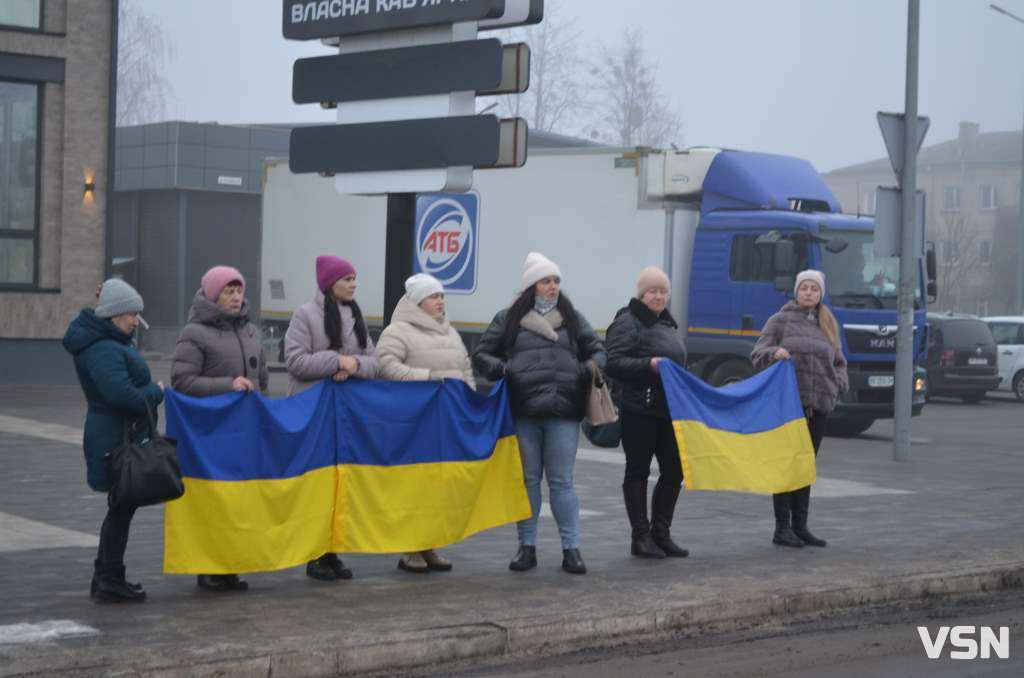 «Для нас – це одна хвилина, для них – Вічність»: у прикордонному місті на Волині вшанували тих, хто загинув від війни