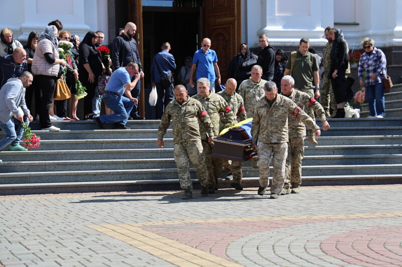 Луцьк попрощався з Героєм Анатолієм Гончаревичем