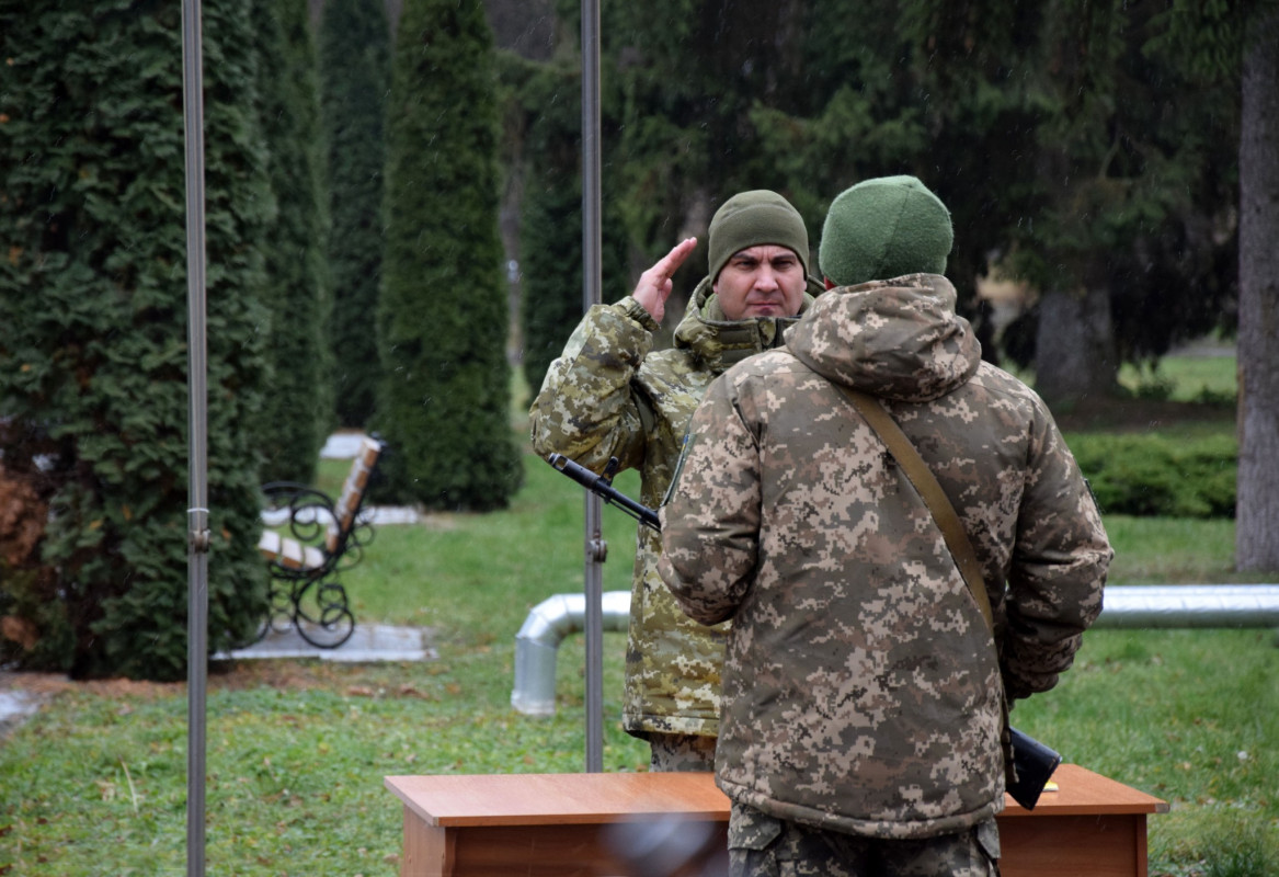 У Луцьку новобранці-прикордонники склали військову присягу