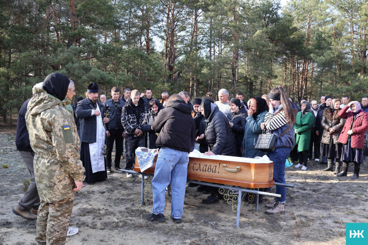 Війна забрала ще одне молоде життя: на Волині попрощалися із захисником Богданом Дідиком