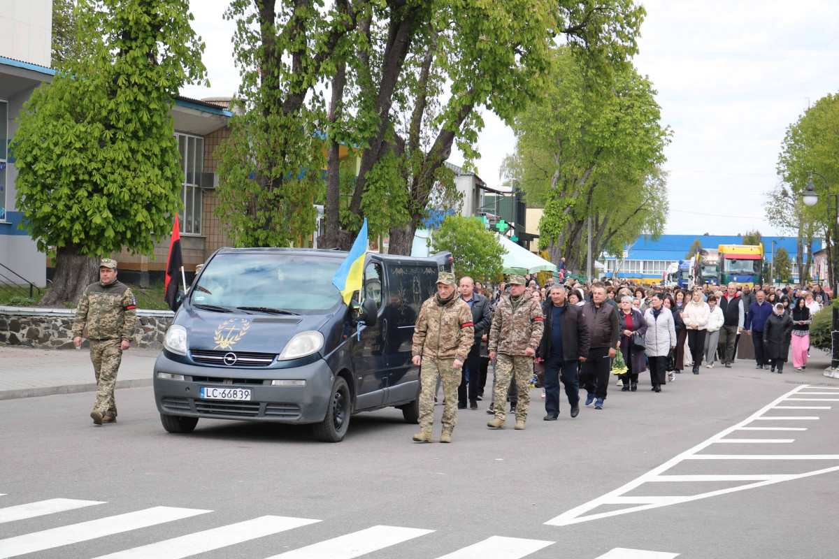 На Волині попрощалися із захисником Миколою Гундеричем