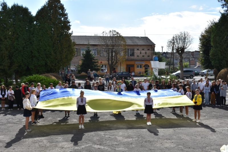 У селищі на Волині відкрили меморіальні дошки на честь загиблих воїнів ЗСУ