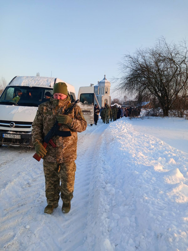 Приїхав у відпустку і серце зупинилося уві сні: на Волині поховали молодого захисника Ігоря Трохимчука