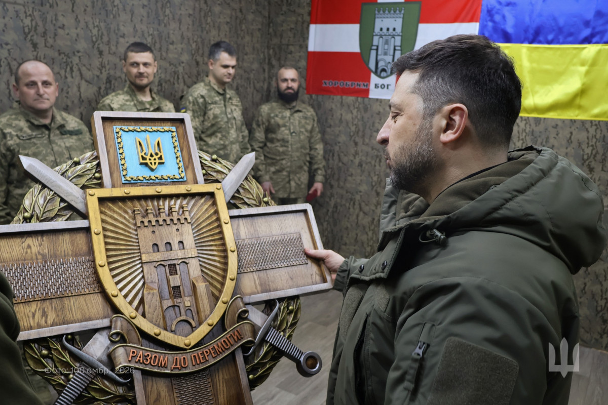 Зеленський вручив бойові нагороди воїнам легендарної 100-ї бригади