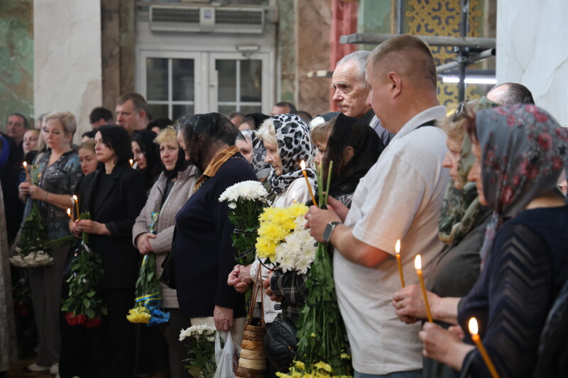 У Луцьку провели в останню путь полеглого військовослужбовця Олександра Кобилька