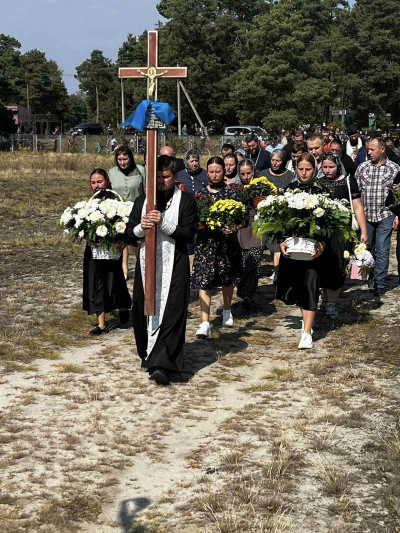 33 роки служив людям і Богу: на Волині попрощалися зі священником