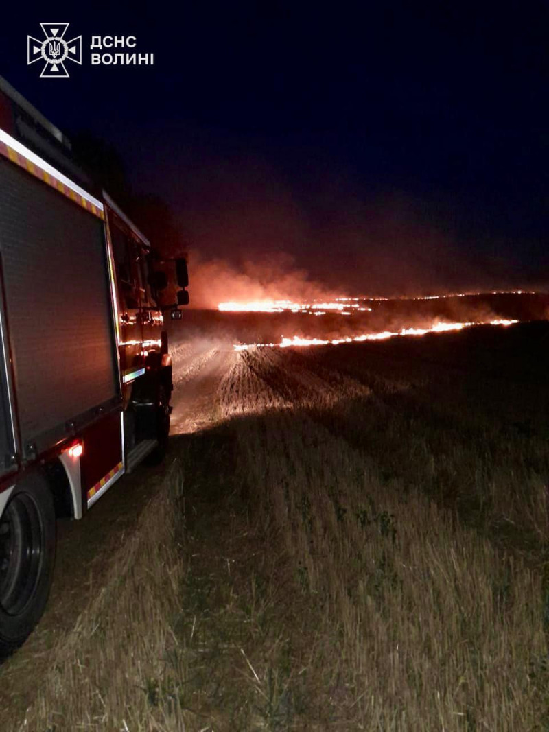 Через людську недбалість на Волині згоріла господарська споруда