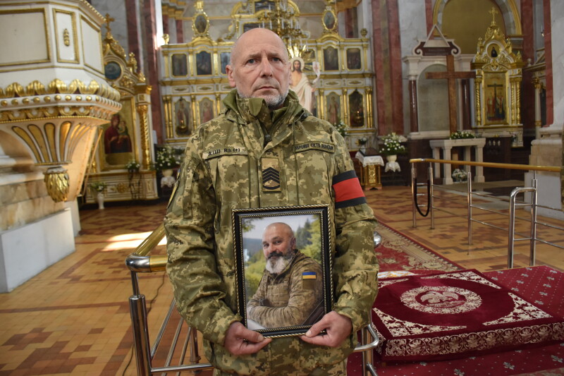 Луцьк попрощався із двома Героями — Анатолієм Андрусиком та Богданом Новосадом