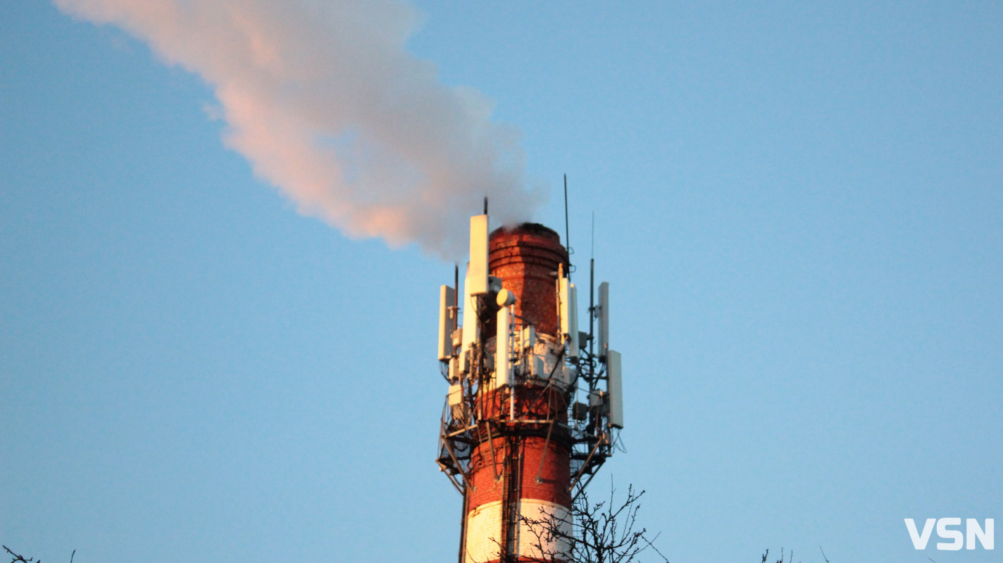 Засніжений Луцьк: як виглядають парки та двори міста взимку напередодні Нового 2026 року. Фоторепортаж