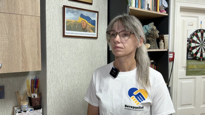 «Розуміємо, бо самі через це пройшли»: ветерани у Володимирі створили хаб і допомагають побратимам