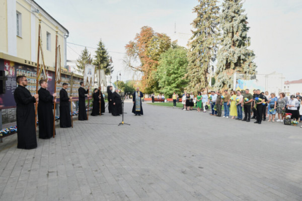 У Луцьку вшанували пам’ять загиблих в Іловайському котлі
