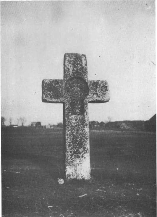 На Волині знайшли найстаріший хрест України: унікальній пам’ятці — близько тисячі років