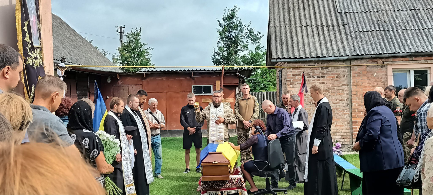 Навіки 25: у Луцькому районі попрощалися із молодим Героєм Ярославом Федорцем