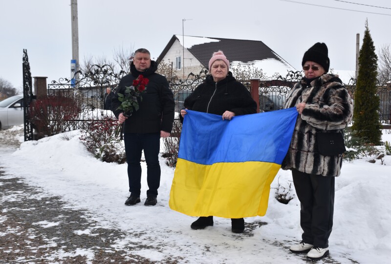 Поліг у бою понад рік тому: у Луцькій громаді попрощалися з Героєм Юрієм Кошулинським