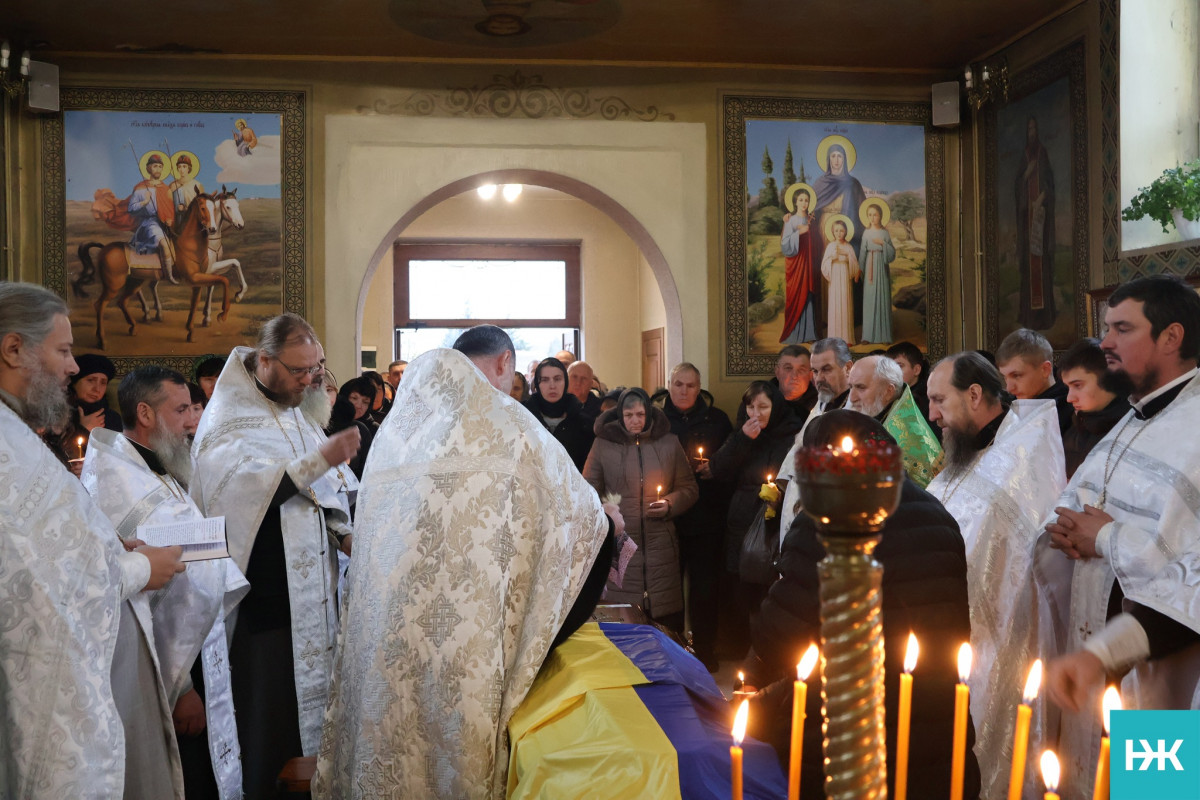 На Волині попрощалися з Героєм Олександром Варенцовим