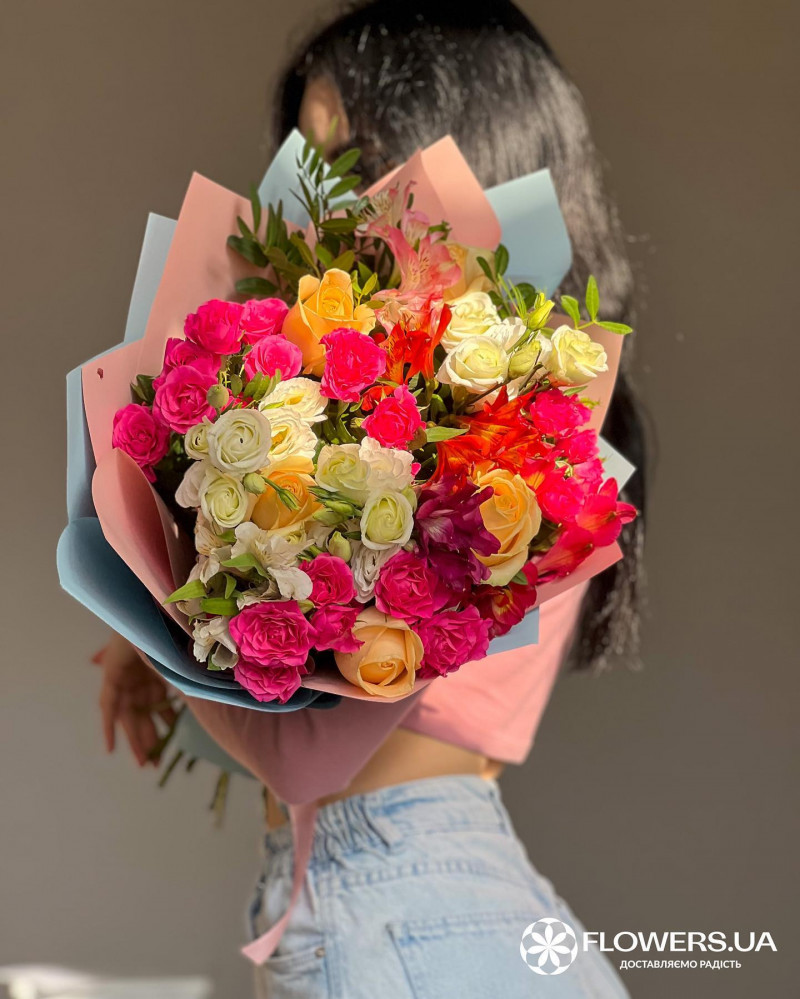 Flowers.ua - перевiрений часом сервiс доставки квiтiв та подарункiв у Луцьку та по всiй Українi
