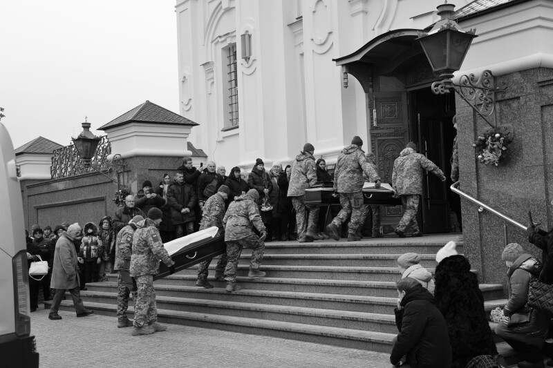 Трагічний день: у Луцьку попрощалися з трьома Героями