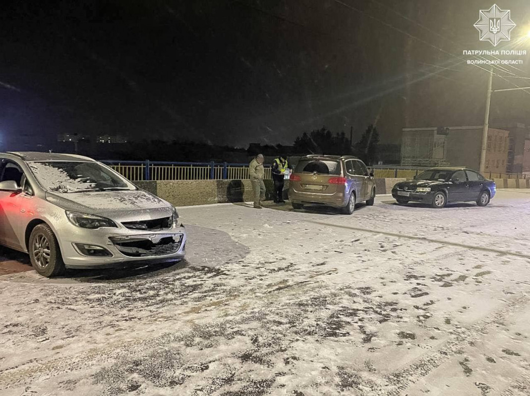 Патрульна поліція розповіла деталі численних ДТП на Рівненській у Луцьку