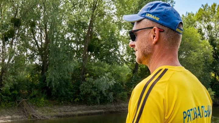 Водорості та очерет на пляжі: коли у Луцьку розчистять річку Стир