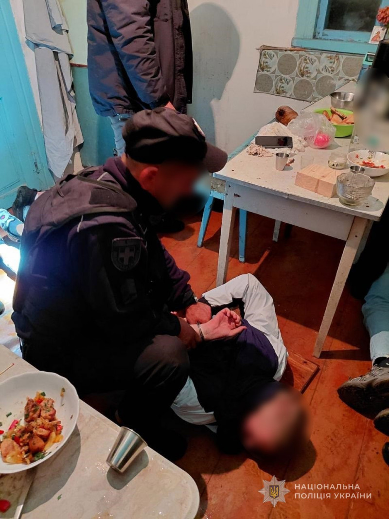 Волинянин у себе вдома організував наркопритон і за це йому «світить» до 8 років тюрми