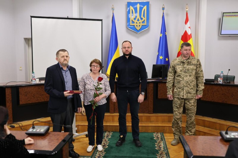 У Луцьку рідним полеглих воїнів вручили державні нагороди