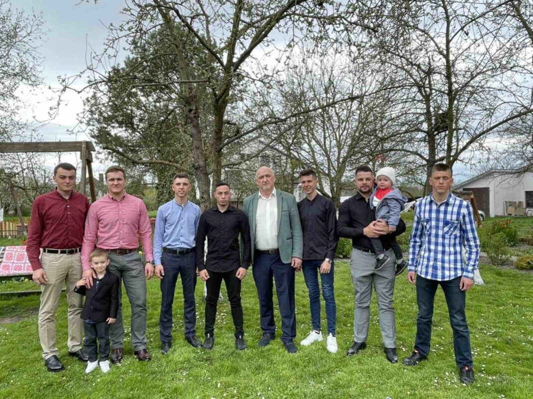 Подружжя з Волині подарували родину 23 дітям і мають 23 онуків